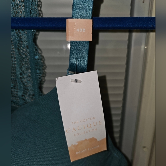 Front-Close Cotton Boost Plunge Bra - Picture 3 of 4